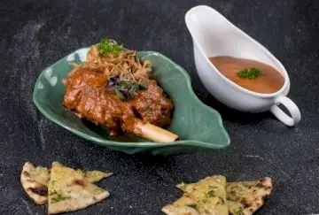 Lamb Shank Au Jus
